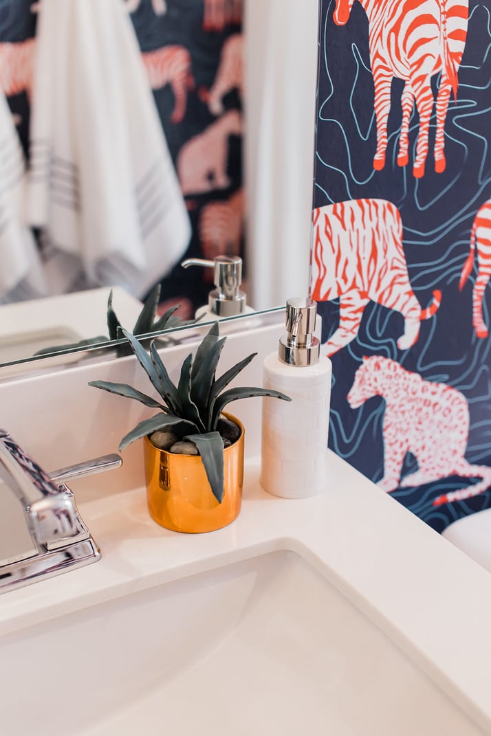 Merrick's Art Bathroom Details