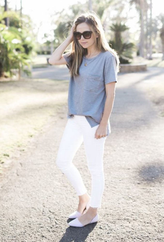 merricksat.com | basic tee and white jeans outfit
