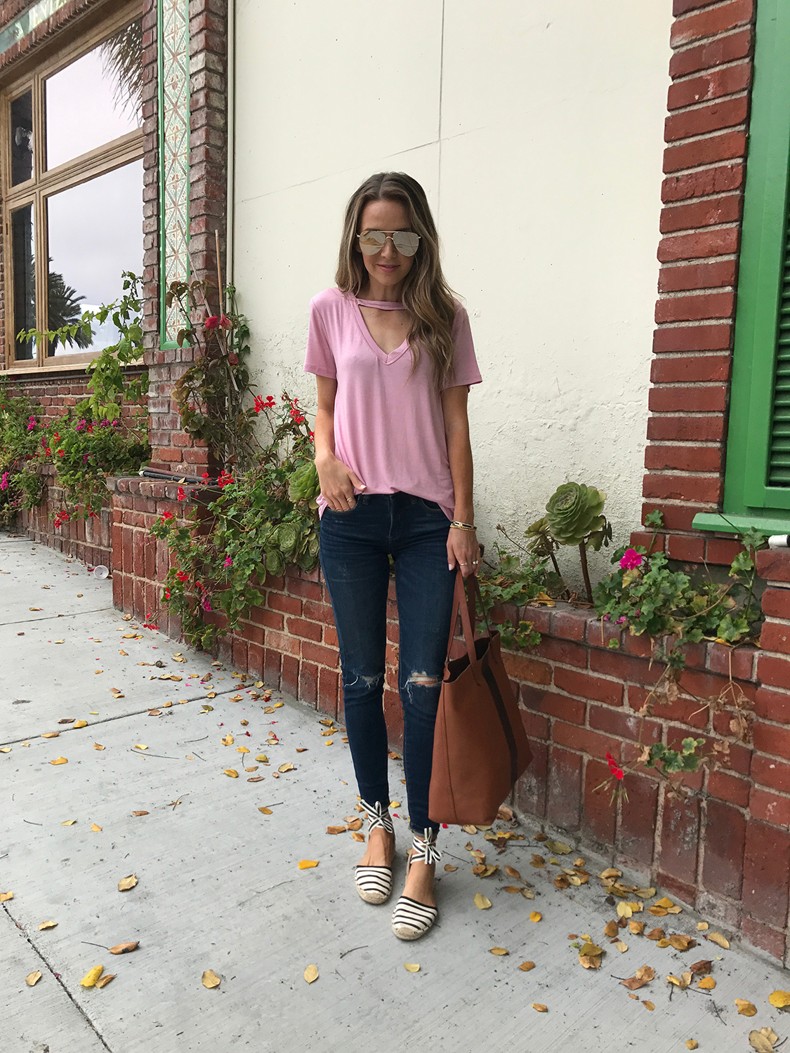merricksat.com | pink cutout v neck tee