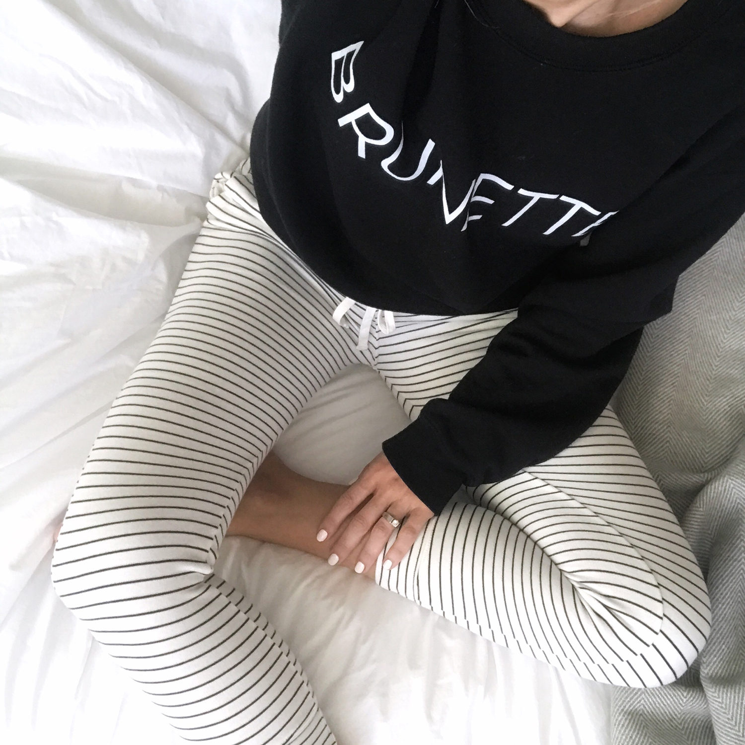 merricksat.com | brunette sweatshirt