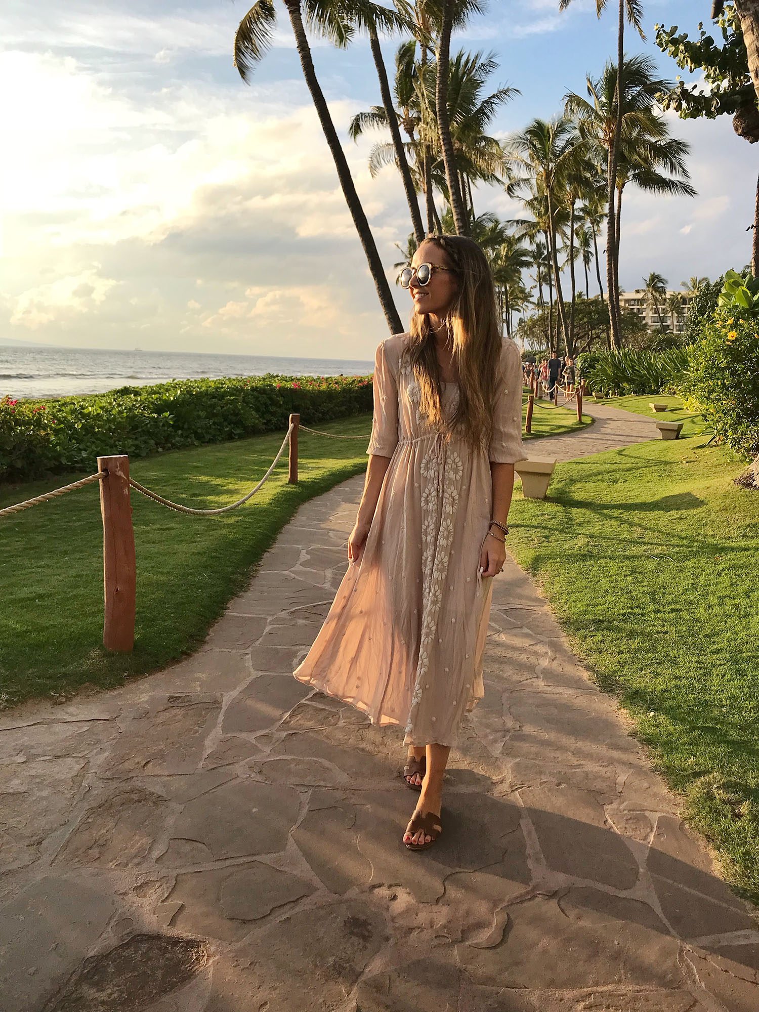 long flowy dress | merricksat.com
