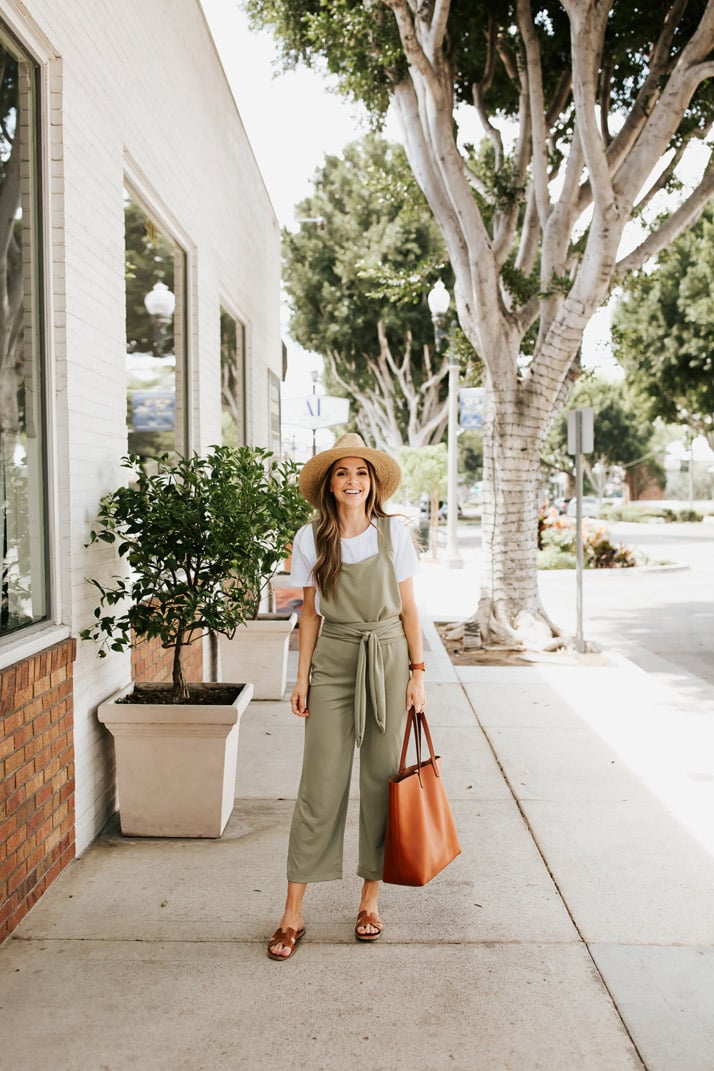 a cute and simple jumpsuit you can make for yourself!
