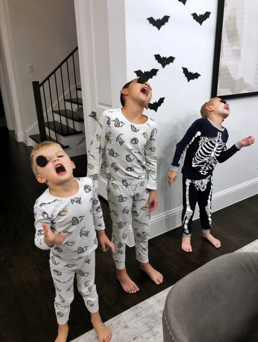 halloween minute to win it halloween games - oreo face